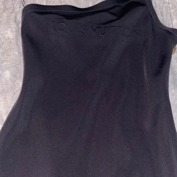 Louis Vuitton Black One-Shoulder Dress with Gold Zipper is available for  purchase on au PAY Market - Imported Goods Online Store Co.Ltd. | au PAY  Market - Online Shopping Site